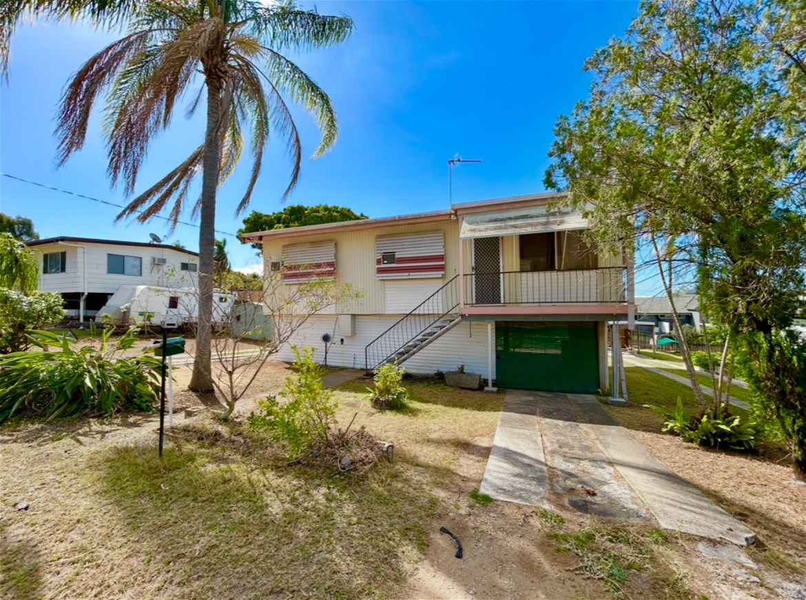 3-Bedroom High Set House With Large Yard