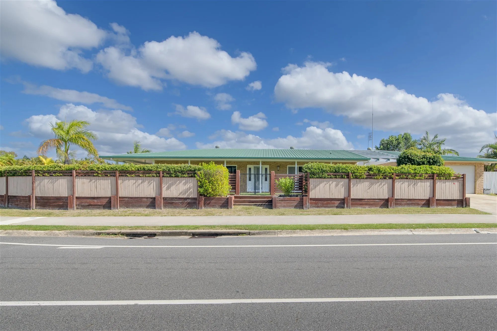 4 Bedroom Home In The Heart Of Tannum