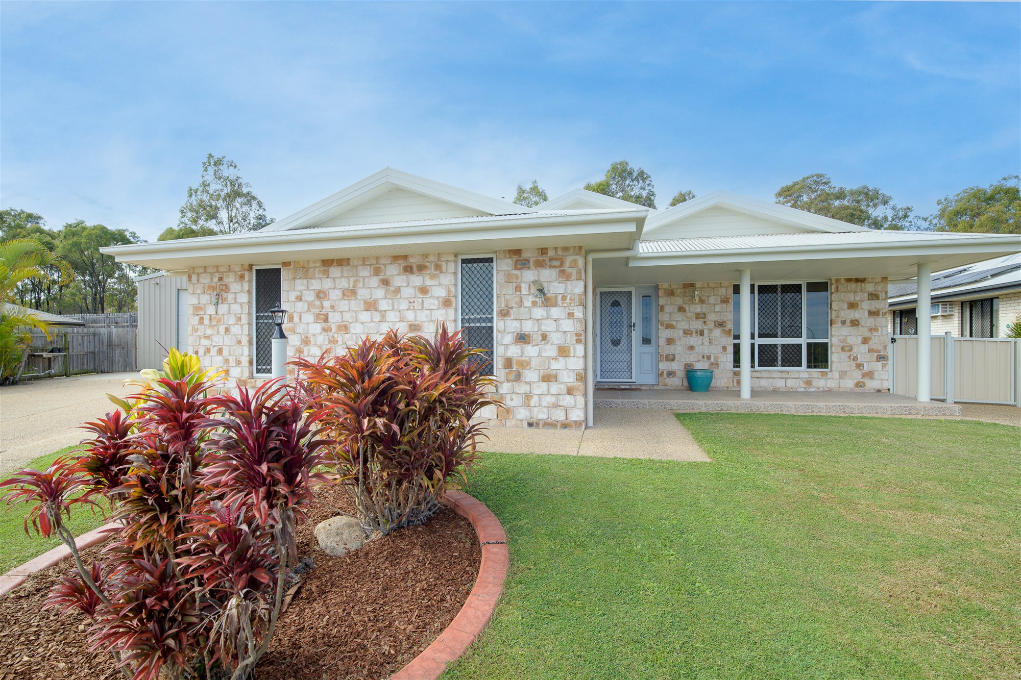 Stunning Family Home On A Great Size Block With Shed, Pool & Solar!