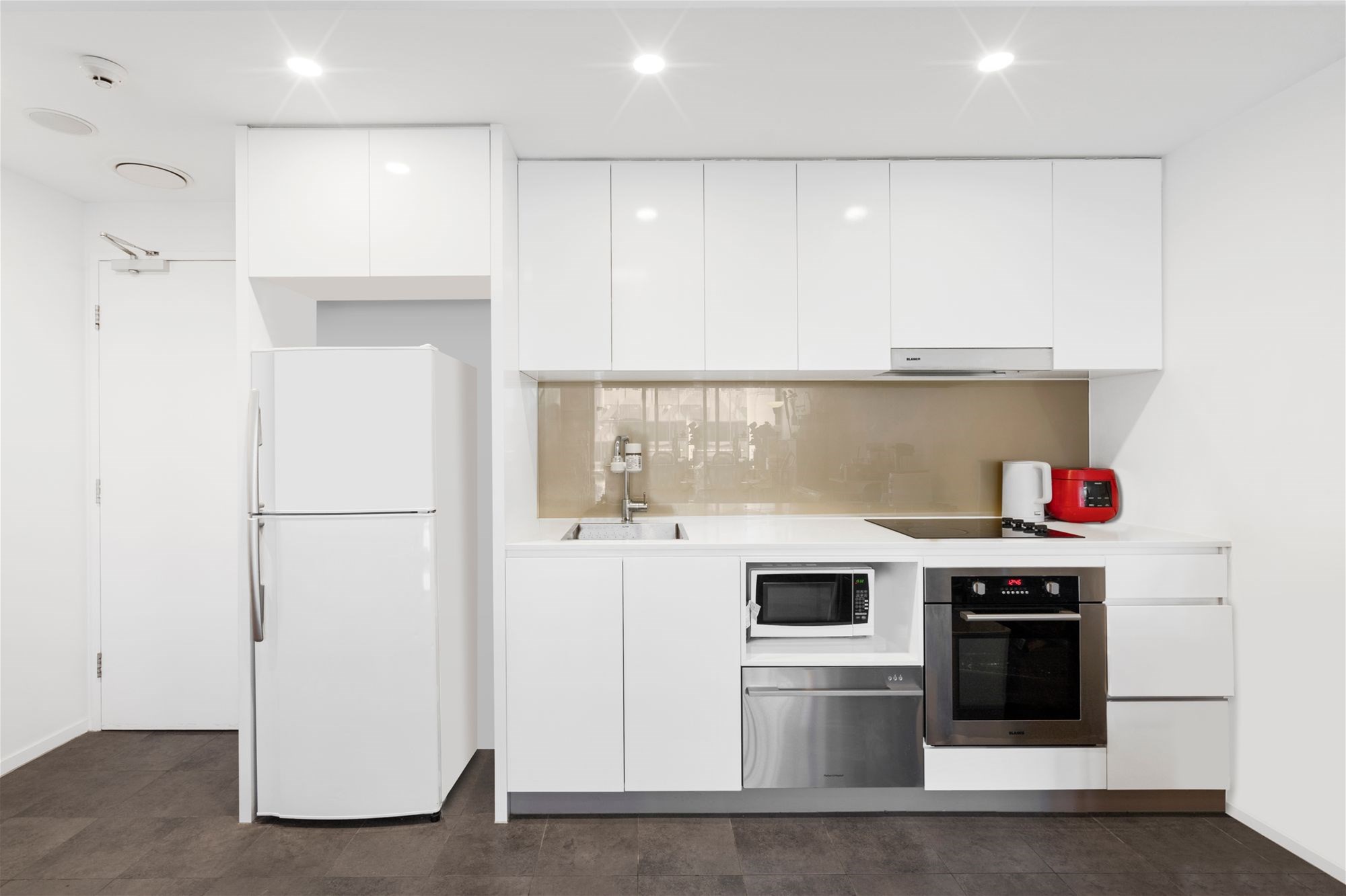 Entry-level opportunity to live in the heart of Bowen Hills