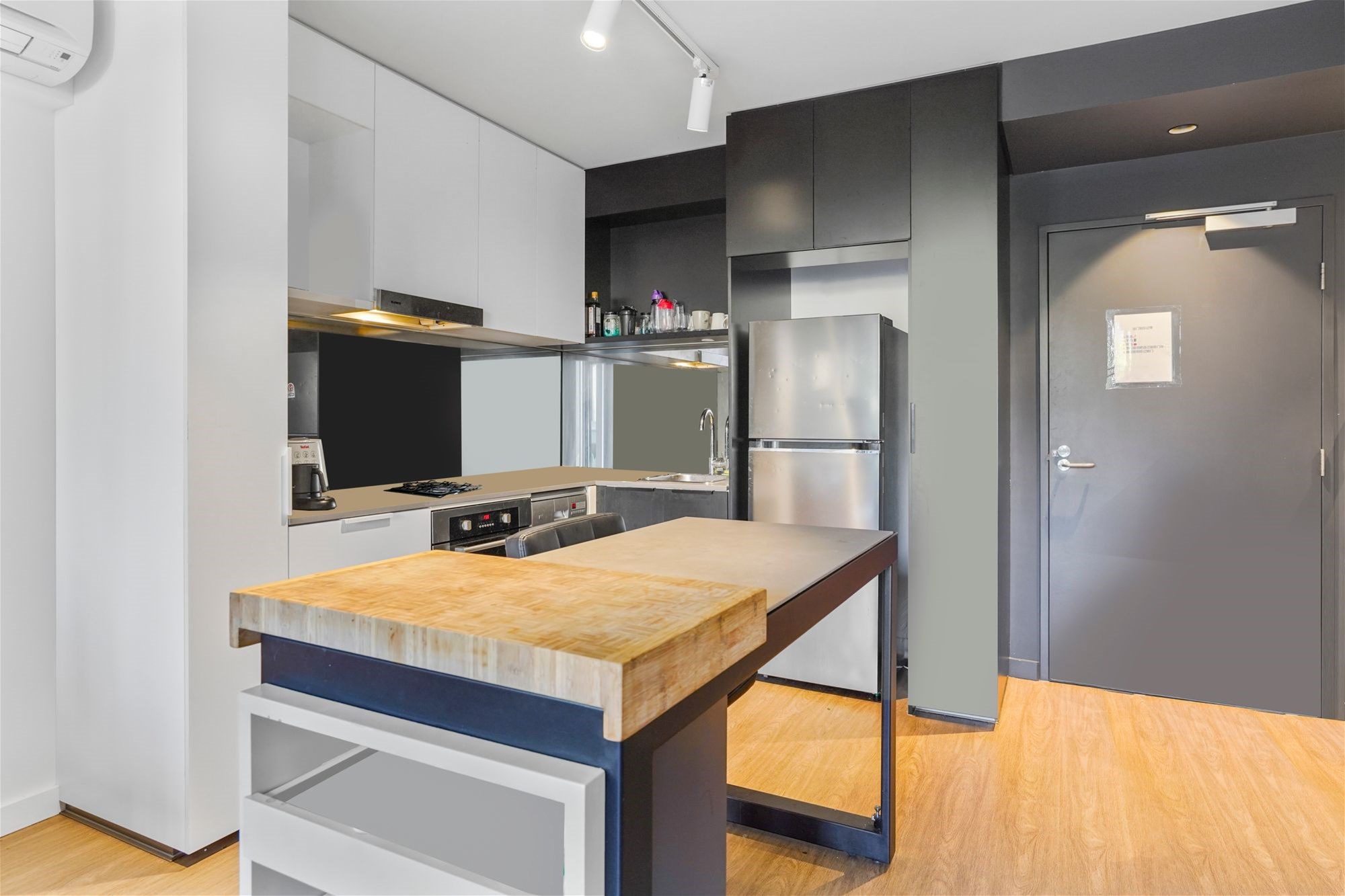 Stylish Inner-City Living at The Yards: Ideal for First-Time Buyers & Investors