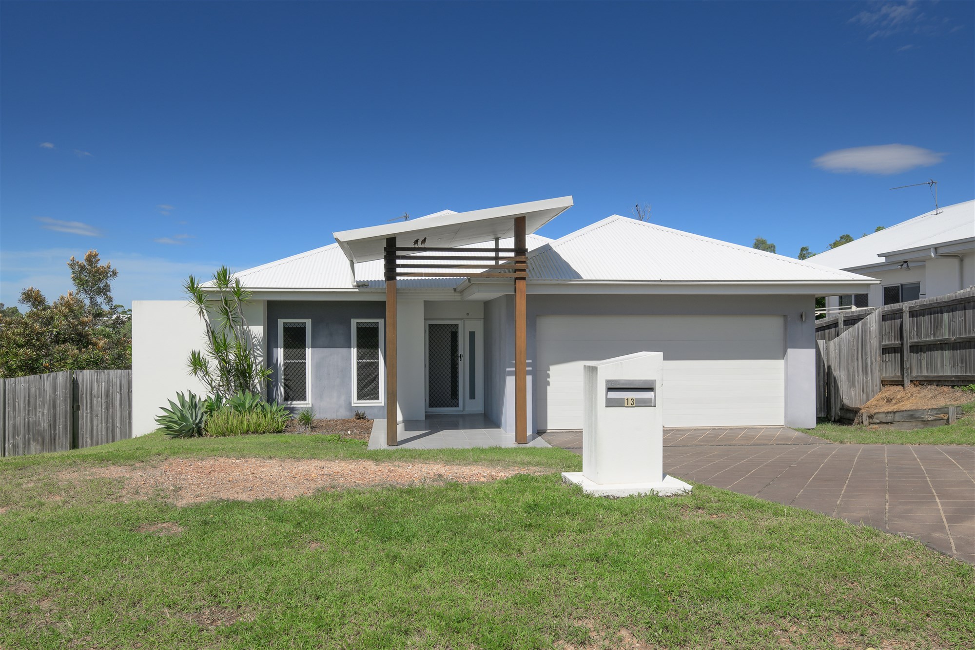 Modern Family Home In Vantage Estate