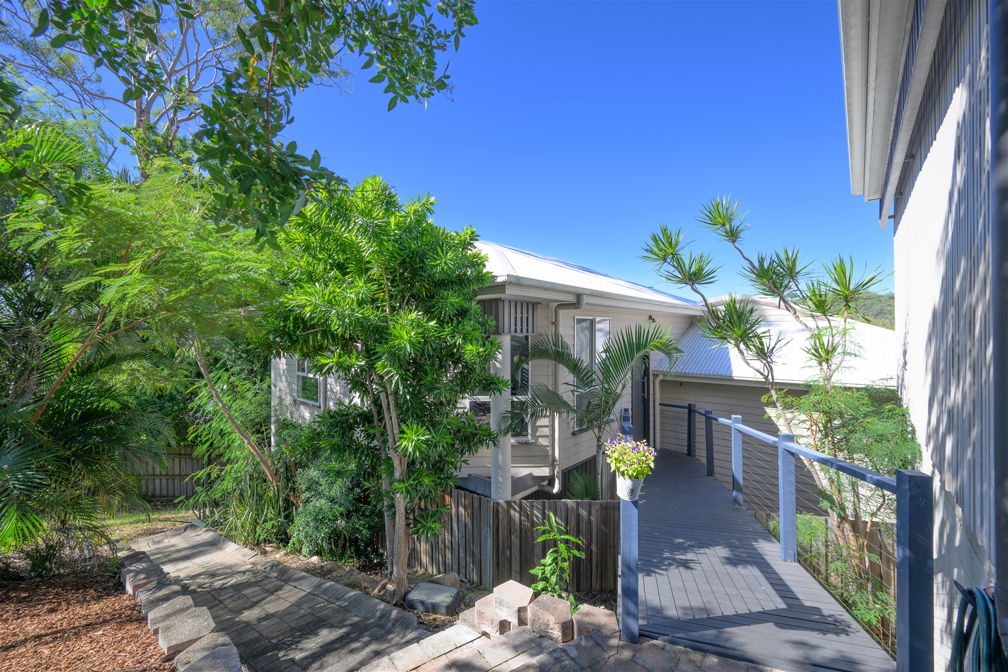 Family Home Located in West Gladstone