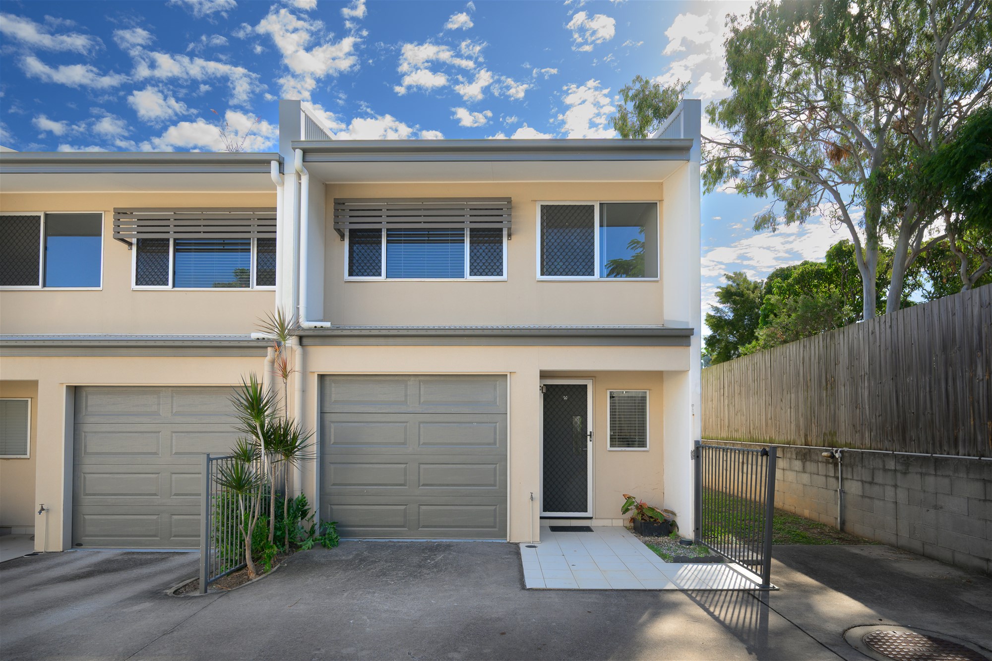 Fully Furnished & Move-In Ready – Ideal First Home or Investment!