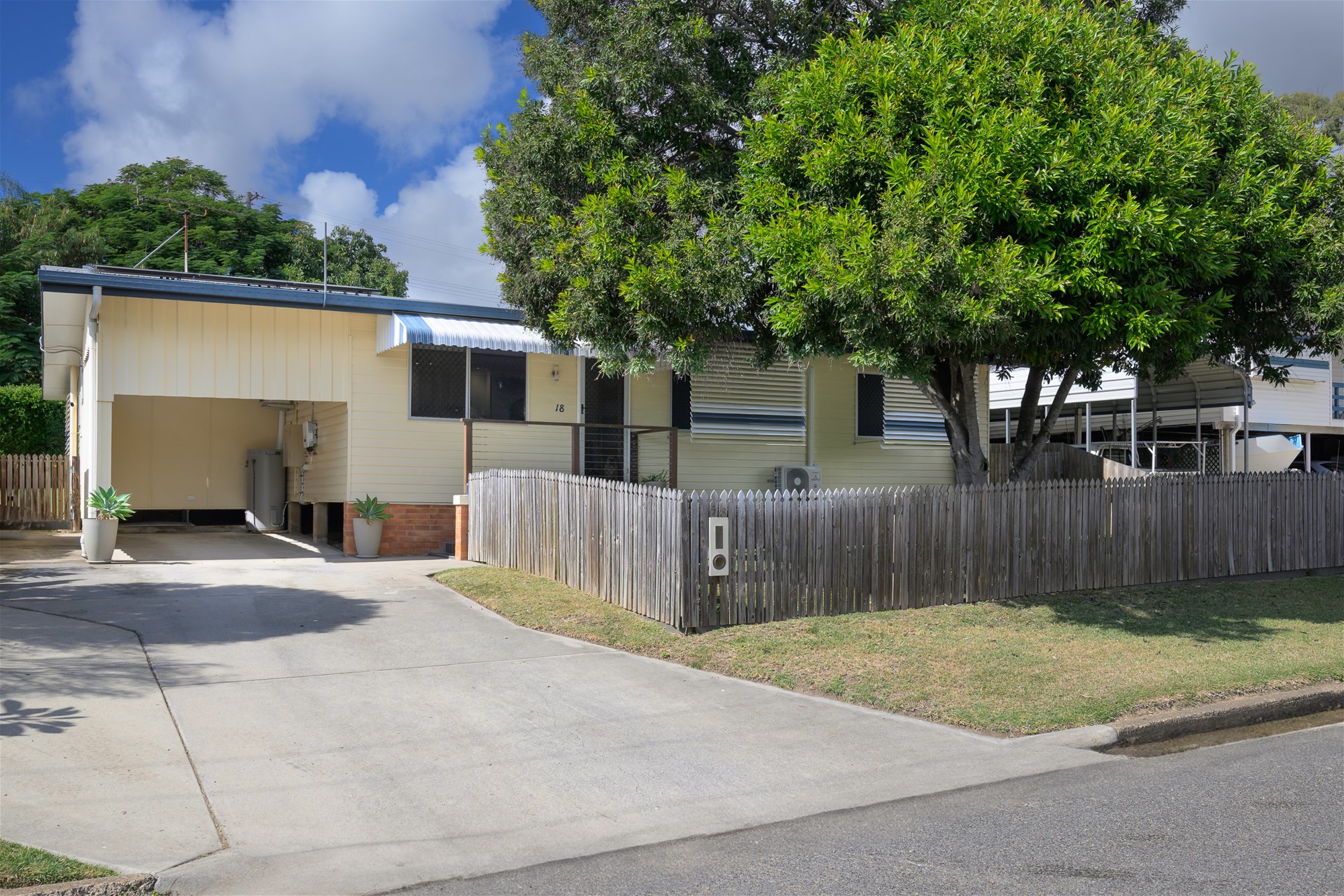 Gorgeous Family Home With Shed & Solar!