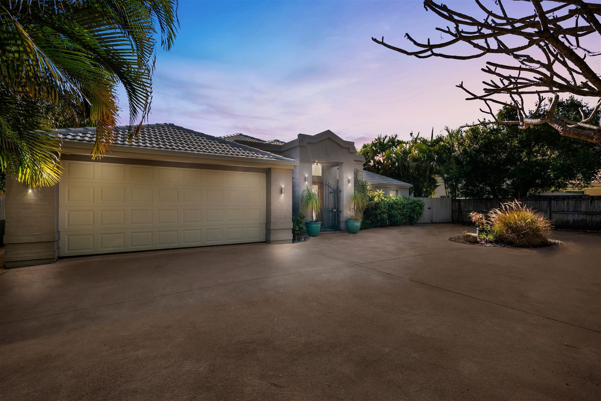 Private Family Oasis on 1,453m²
