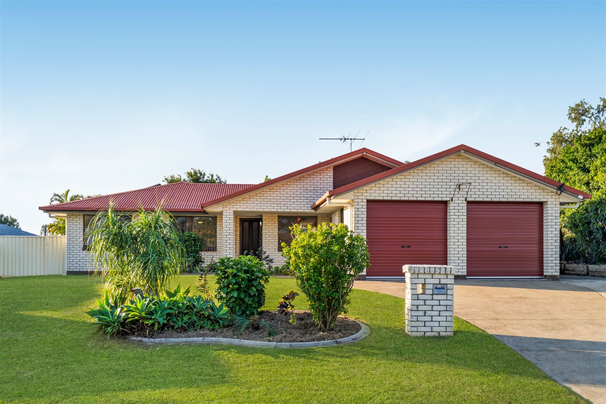 Dual Living? Dual Income? Mortgage Support? or A Home Business Area? This Property Does It All!