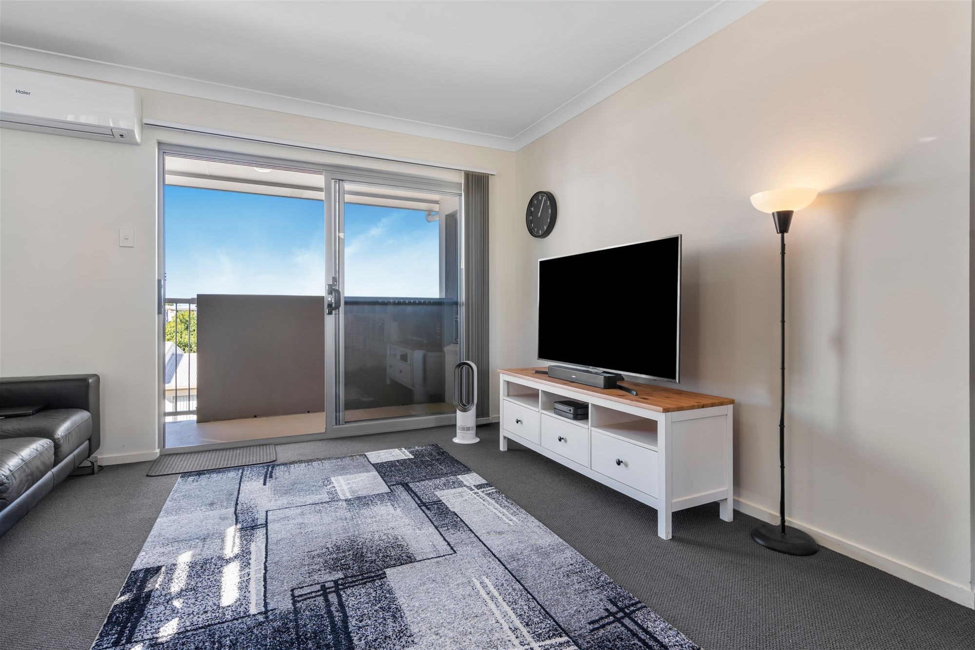 Stylish Top-Floor Unit with Views & in a Prime Location!
