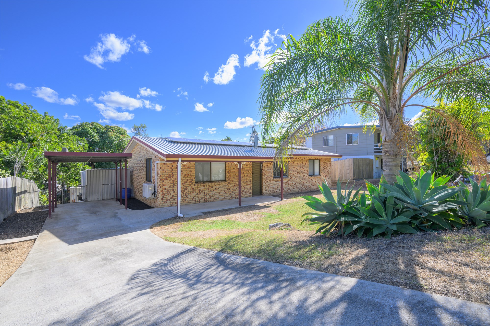Neat & Tidy Brick Home – Excellent to Occupy Or Invest!