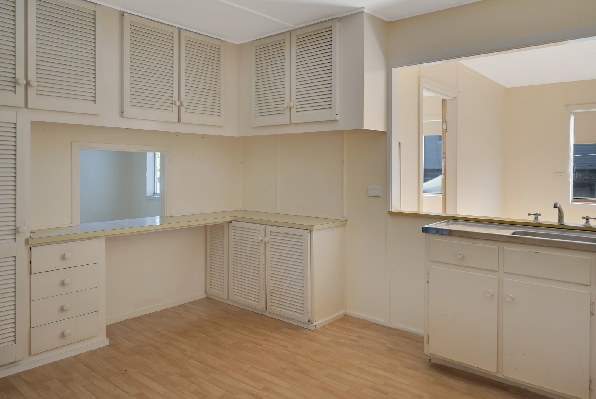 Renovator’s Dream with Endless Potential!