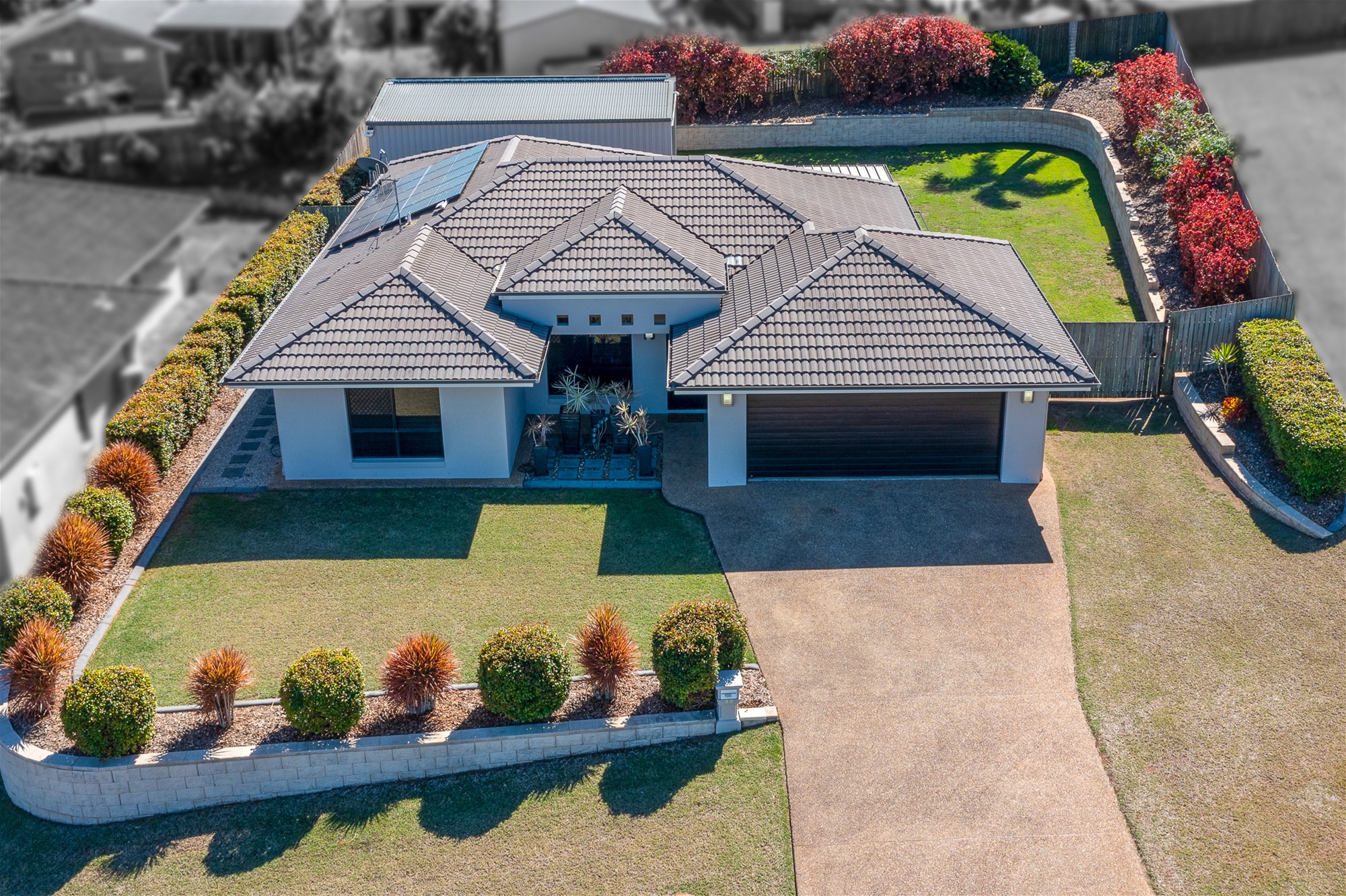 STUNNING FAMILY HOME WITH LARGE SHED IN CENTRAL LOCATION