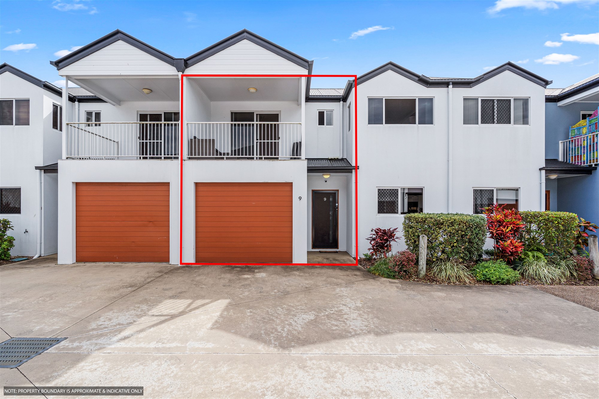Spacious Townhouse in Prime Coastal Location
