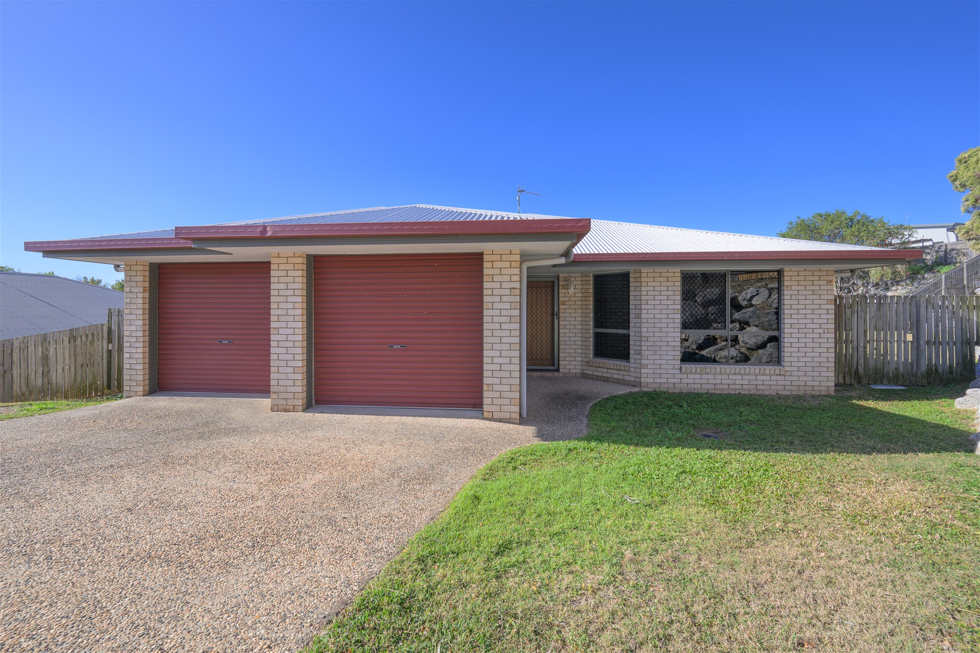 Lovely Family Home On A Great Sized Block!