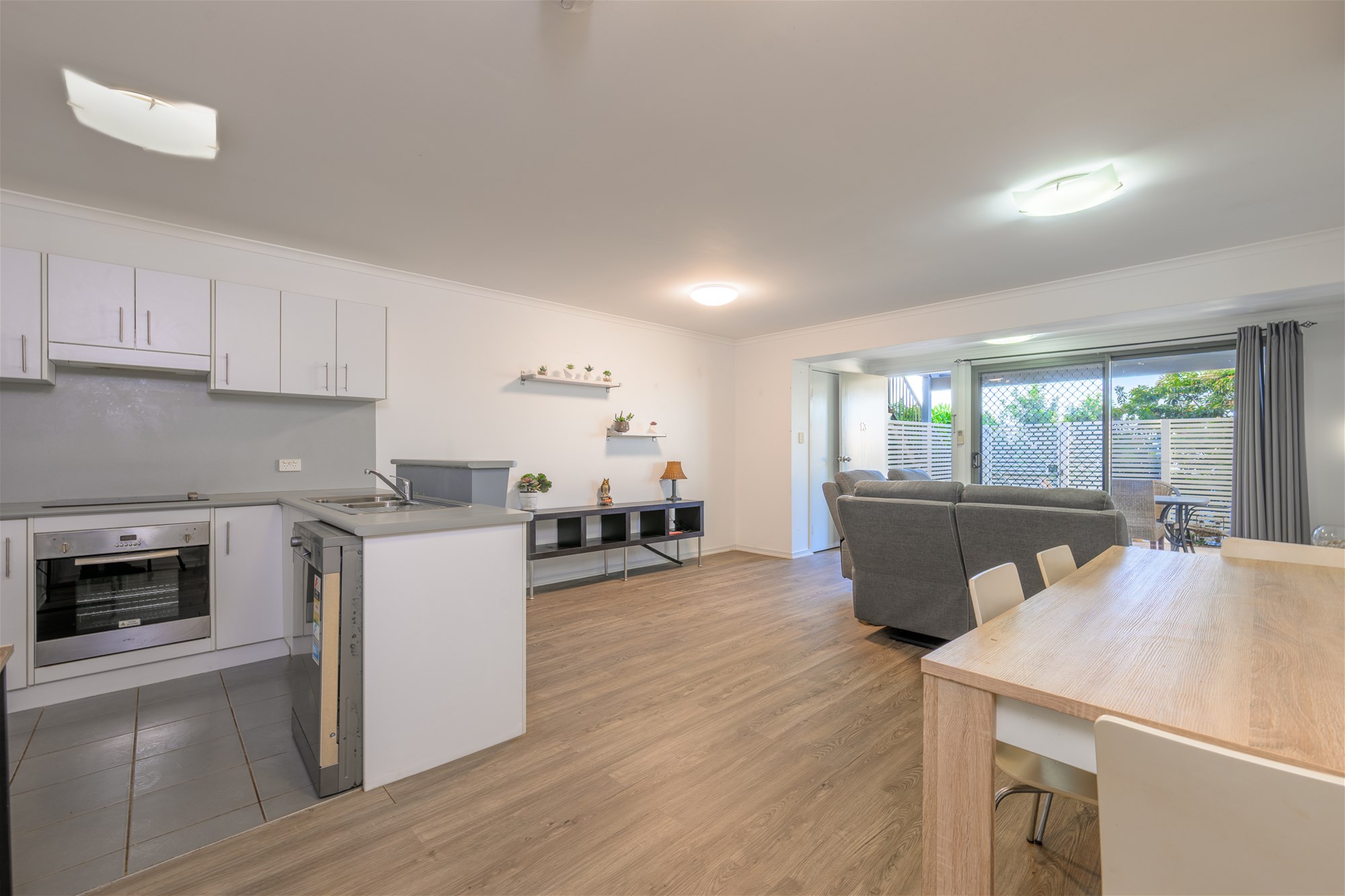 Modern, Furnished Ground Floor Unit!