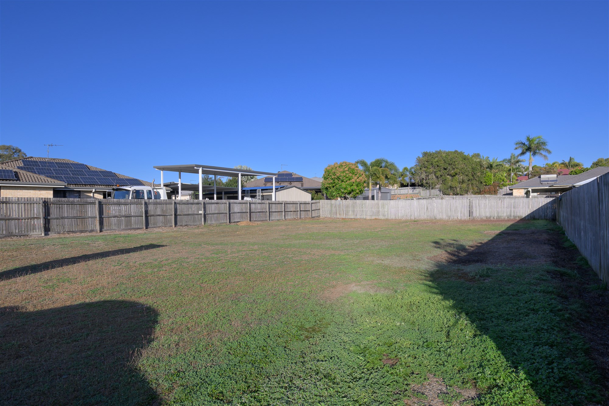 Build Your Dream Home on this 700sqm Block in a Family-Friendly Estate!