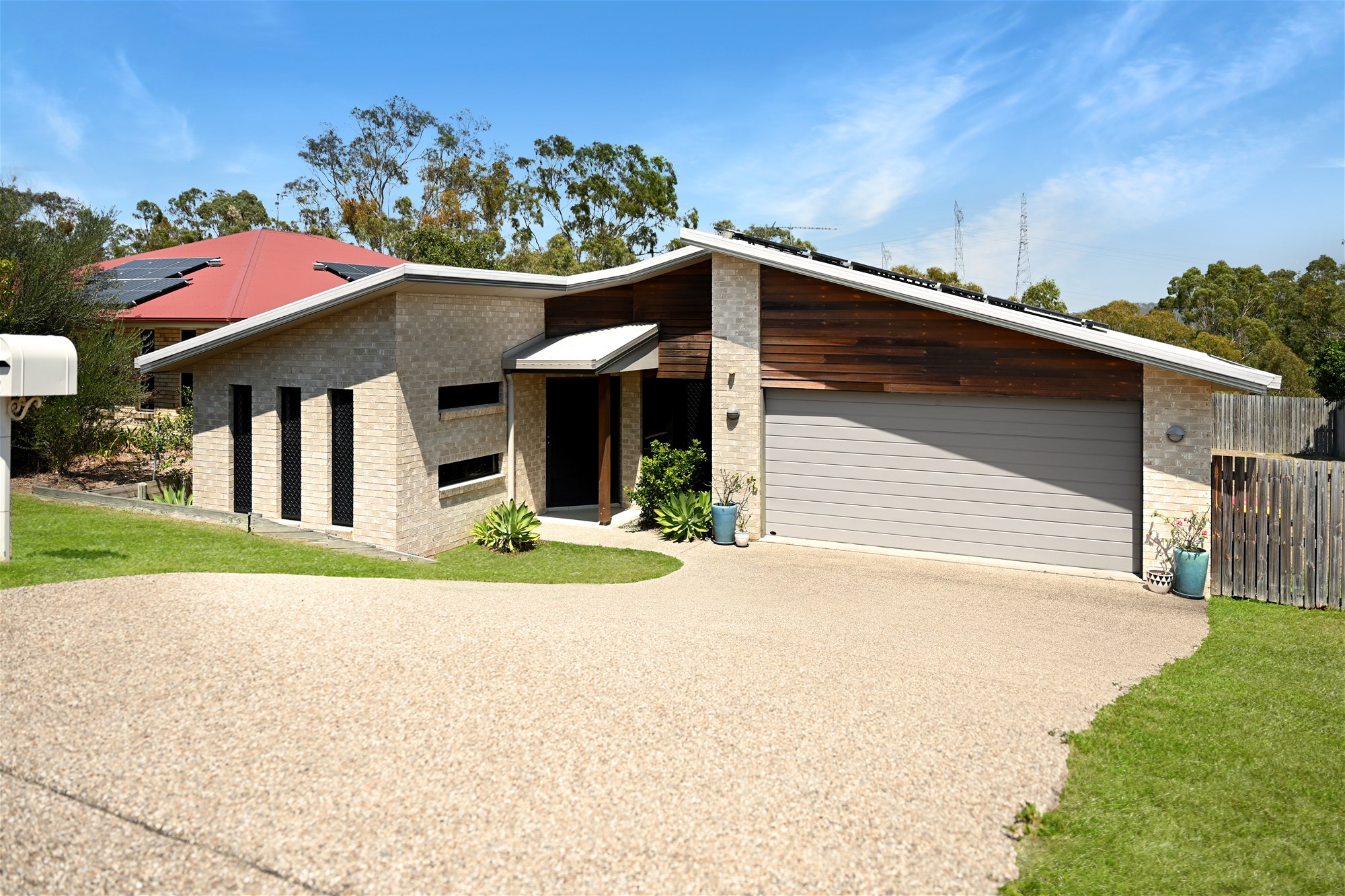 Immaculate Family Home in Sought-After Clinton