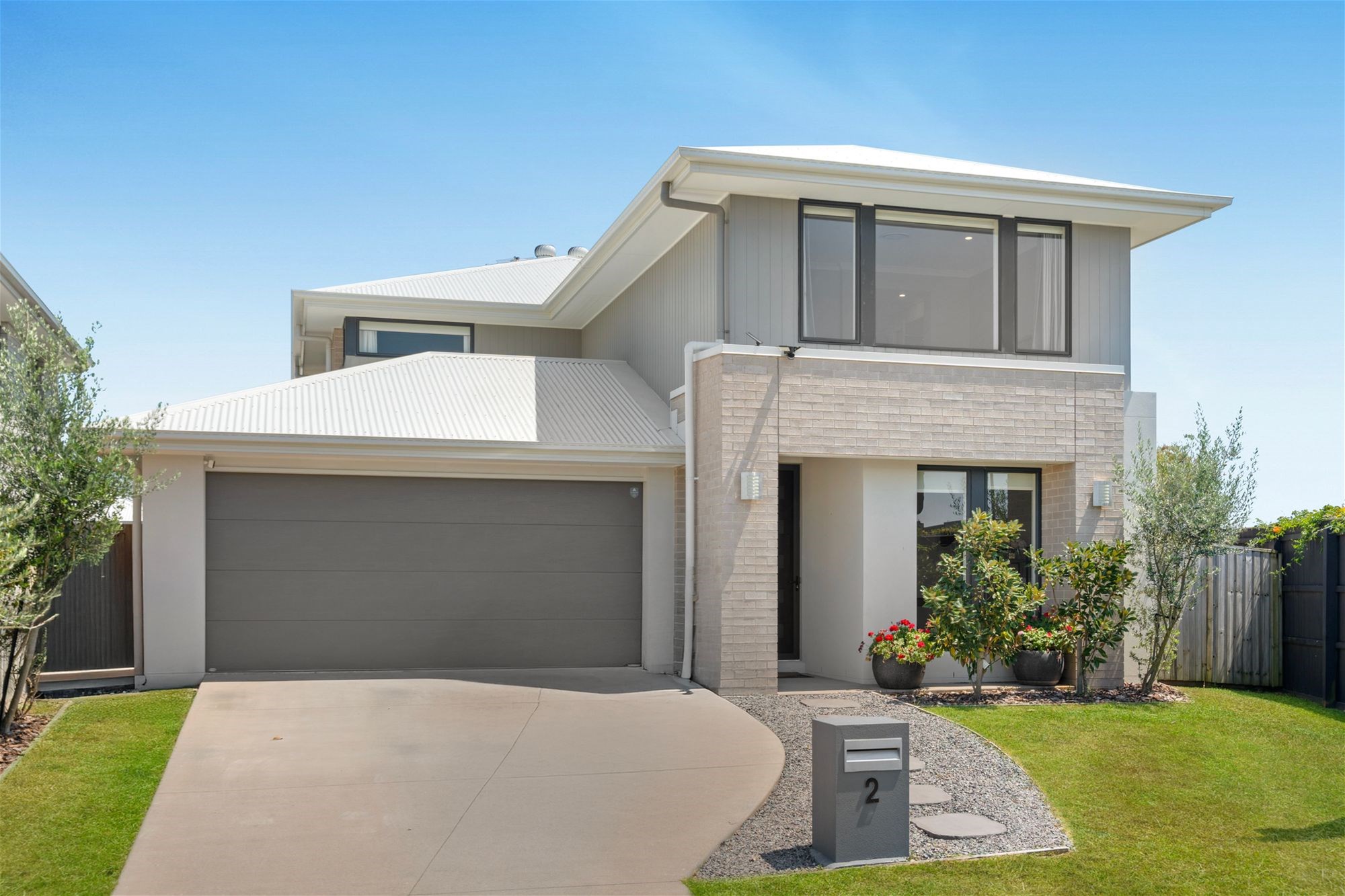 Tick, Tick, Tick – This One Ticks All Your Boxes!