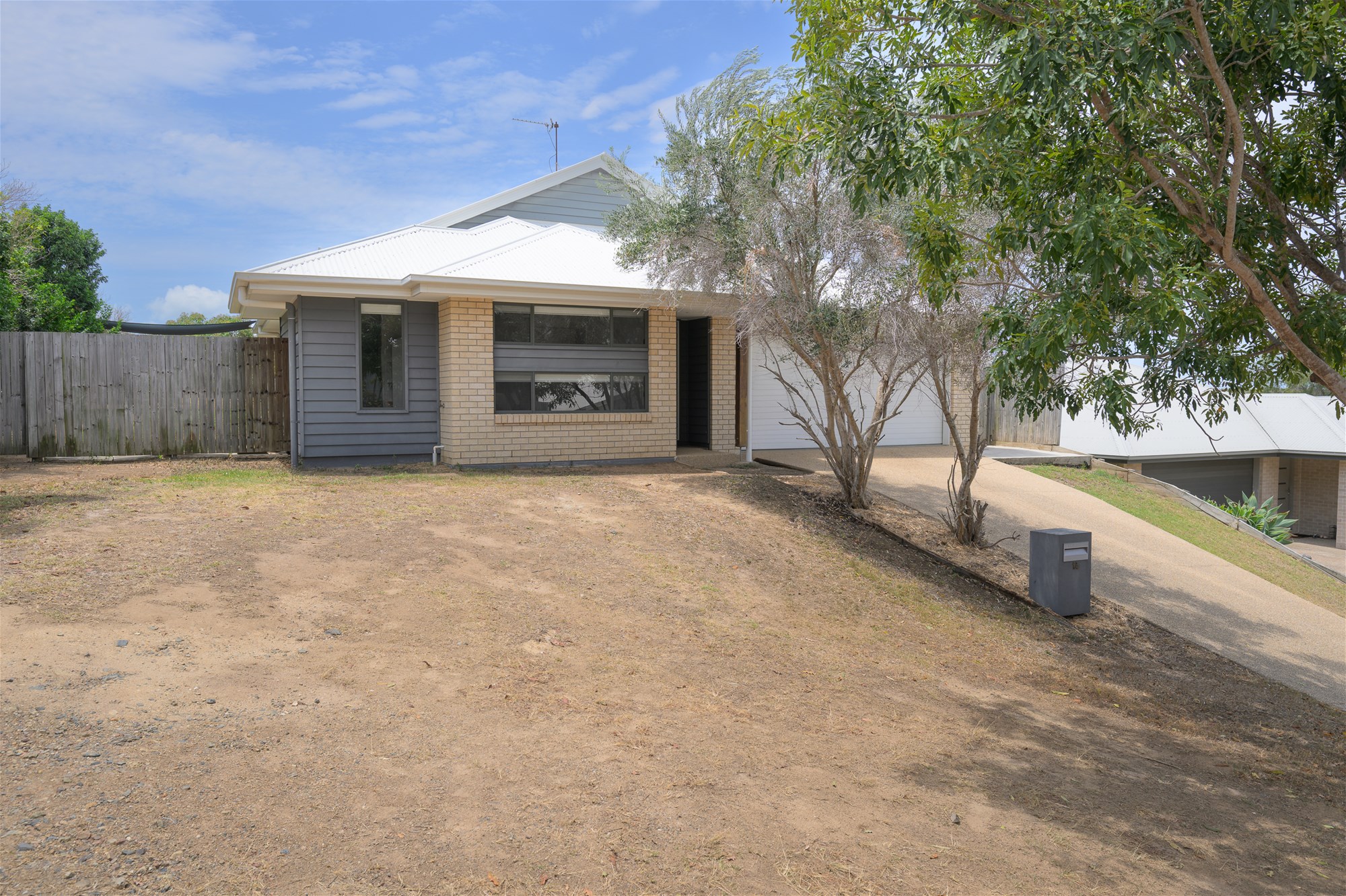 Modern Comfort and Family Living in Glen Eden