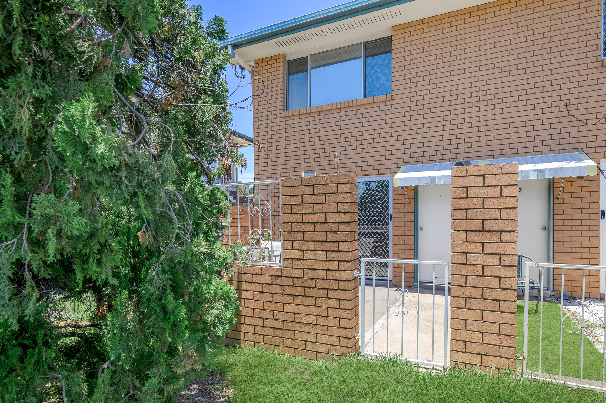 Central Living with Private Courtyard and Modern Comforts