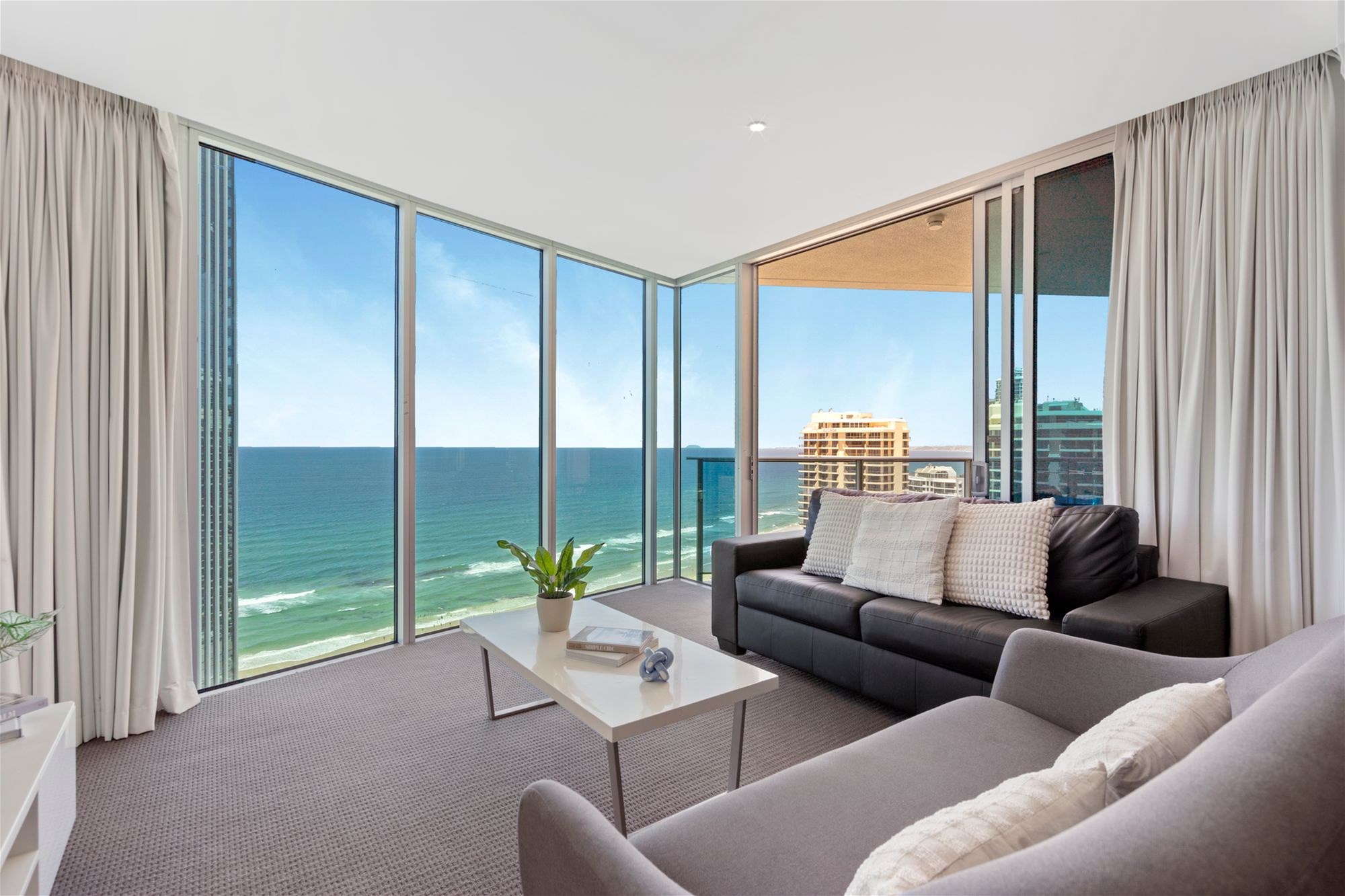 Elevated Ocean Views | Level 24 Hilton Surfers Paradise