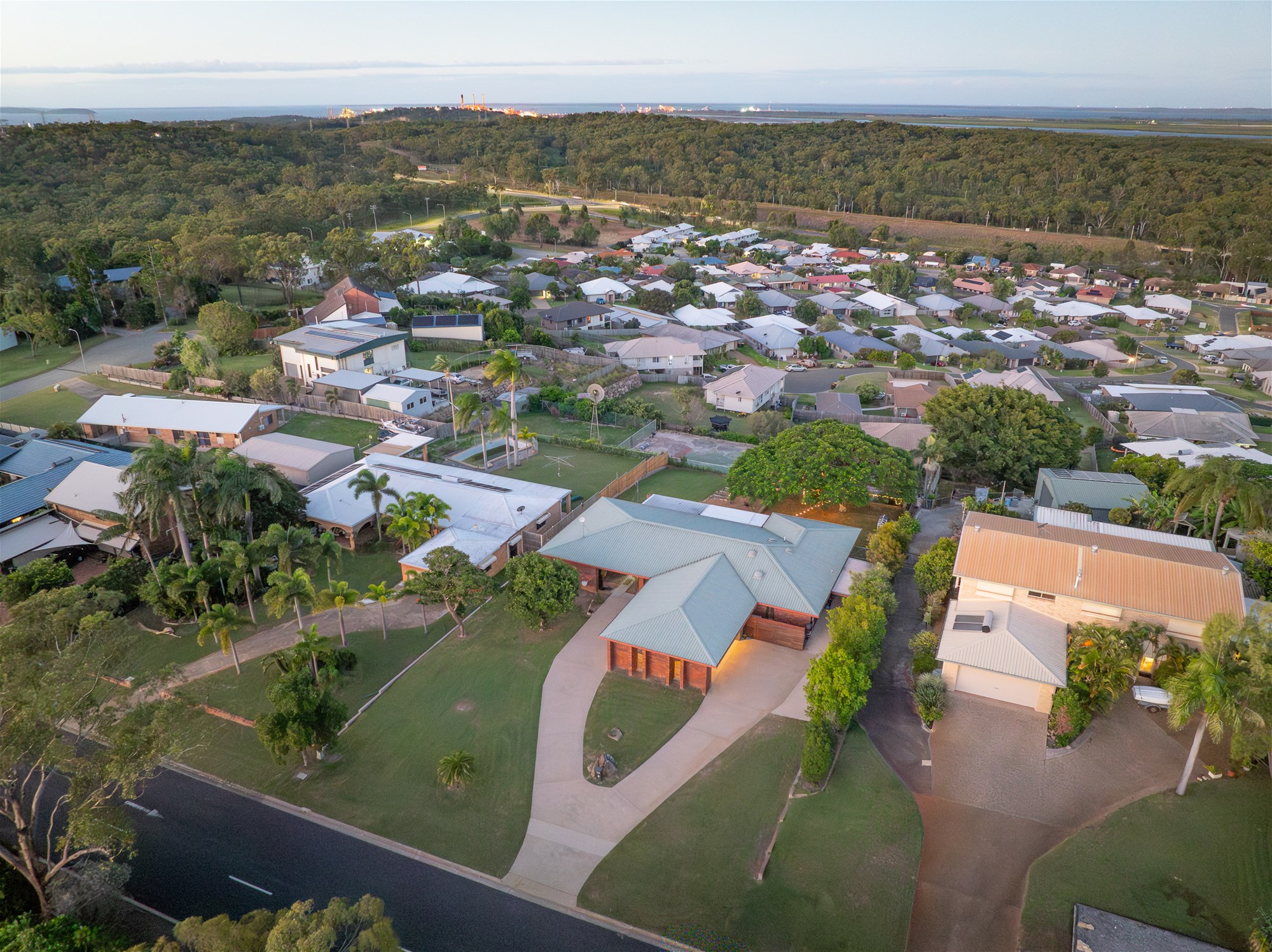 Executive Hillside Residence on 2,630m² with Private Tennis Court & Valley Views