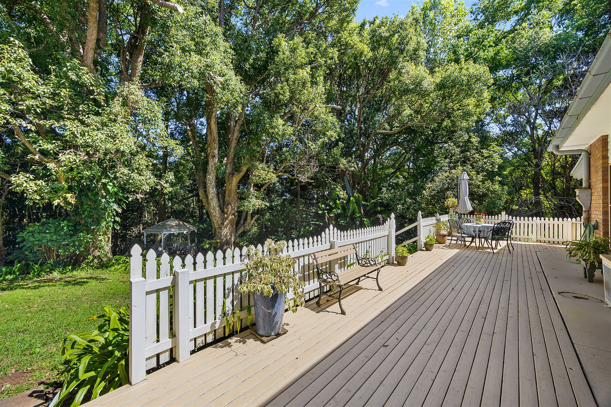 Colonial Charm on 4,000m² | Private Hinterland Retreat Moments to Kondalilla Falls