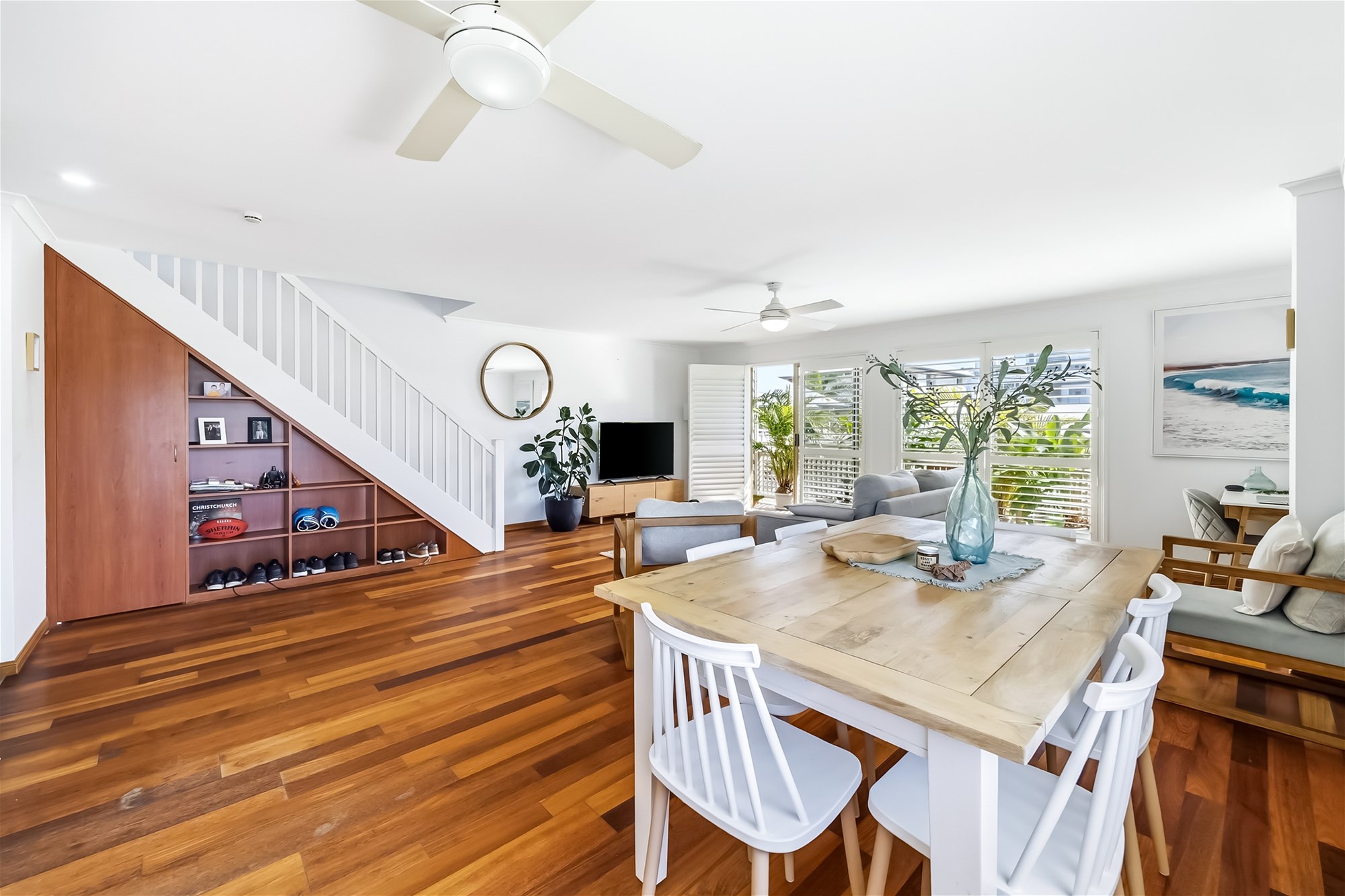 Coastal Living in a Prime Cotton Tree Pocket