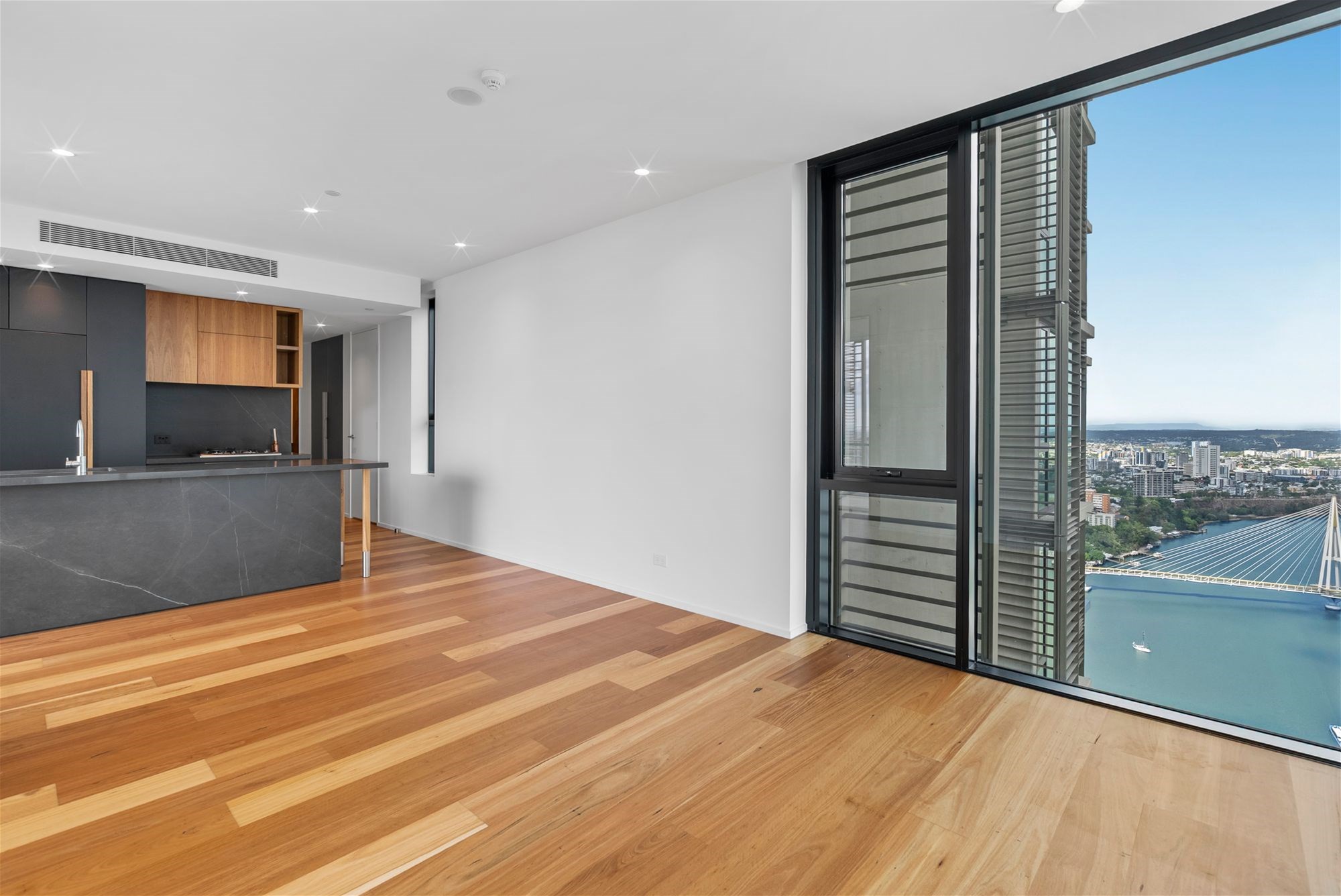 Move In – Move Fast!