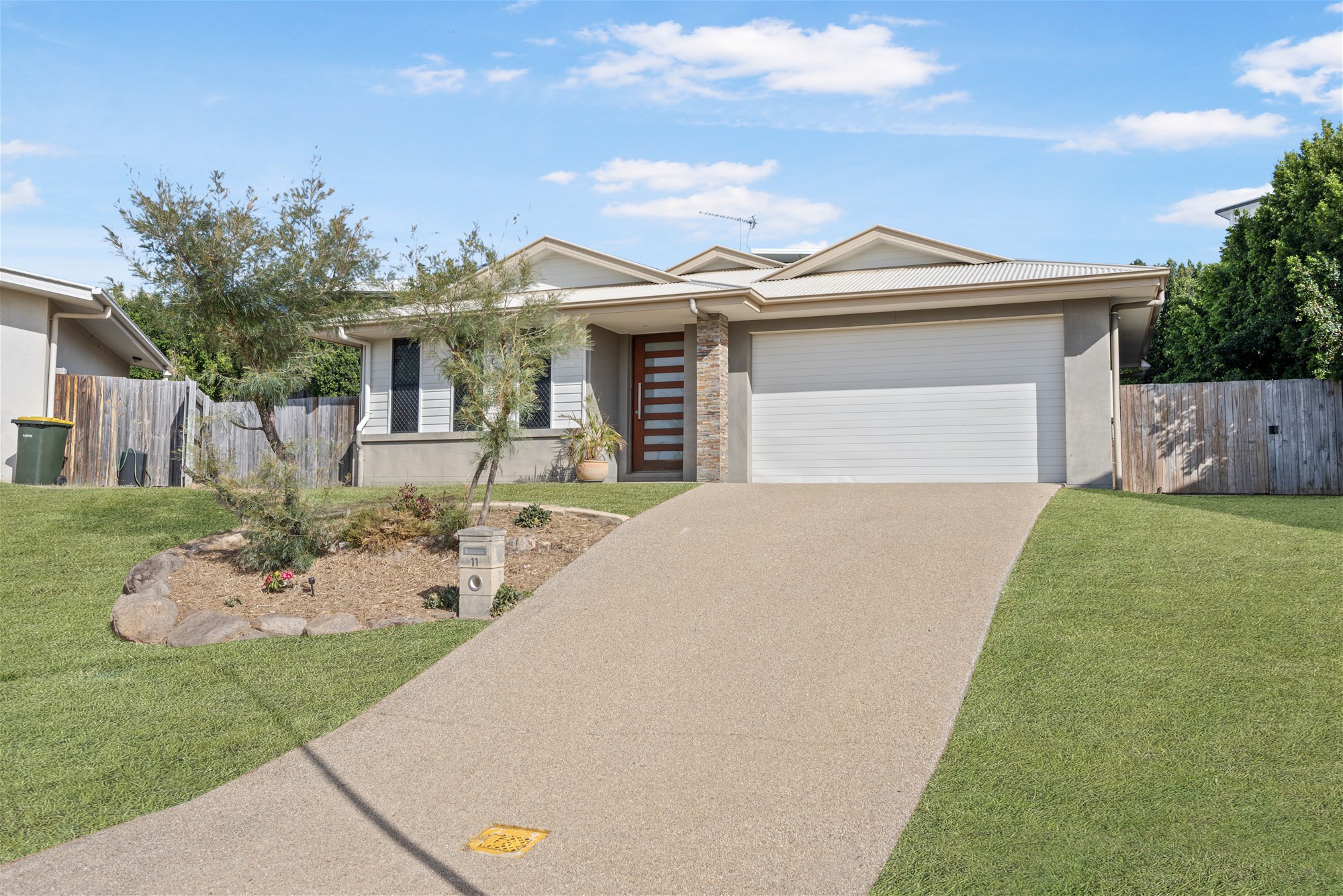 Move In Ready Family Living with Space to Enjoy