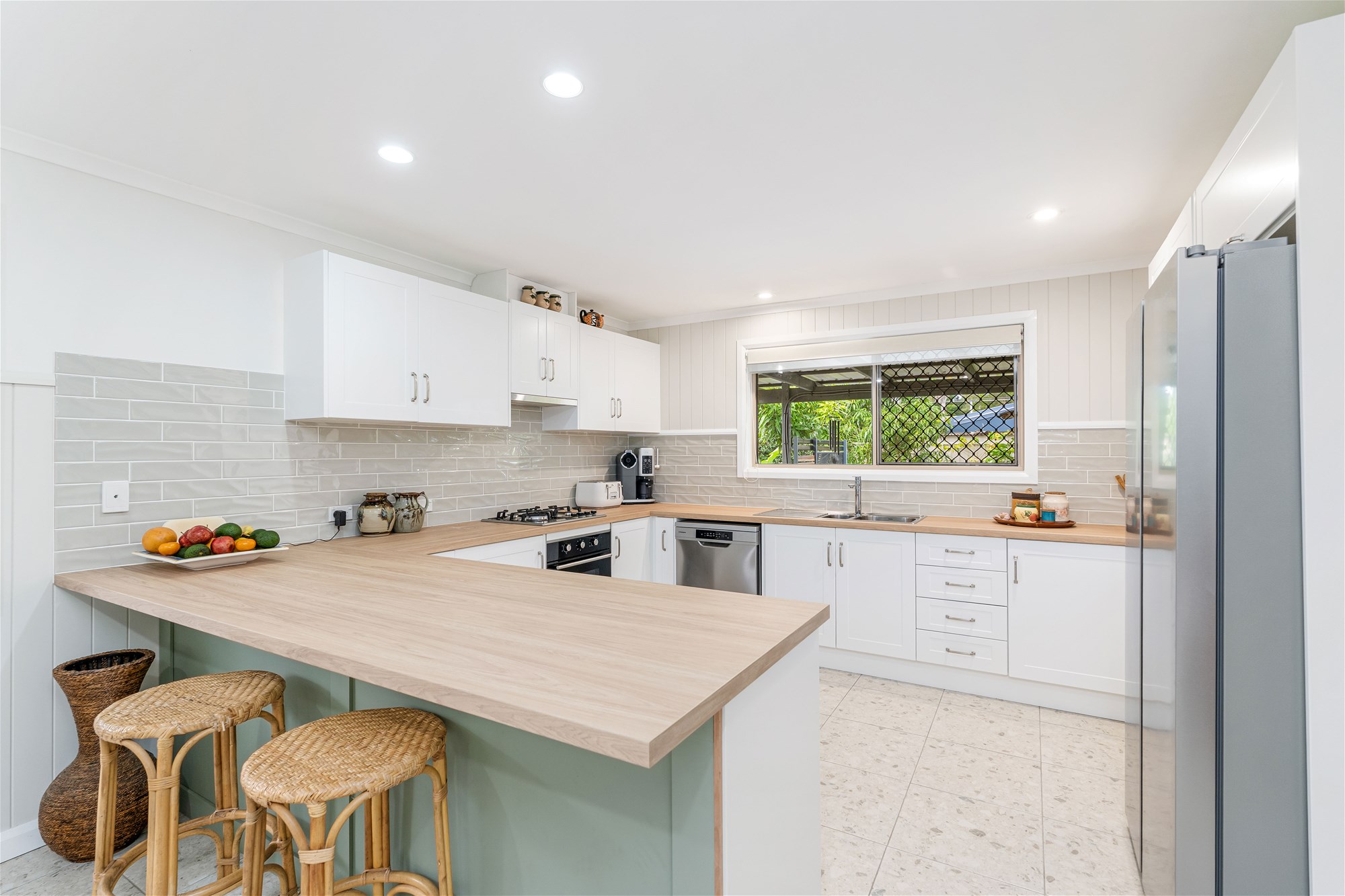 Completely Renovated Coastal Stunner –Walking distance to Esplanade