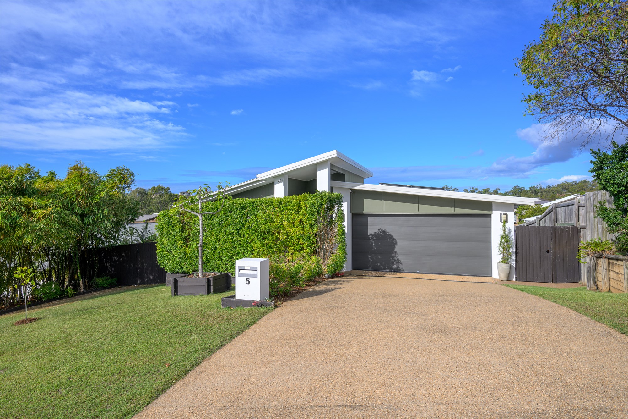 Stunning Modern Family Home In Sought After Location With 13.2KW Solar & Battery!